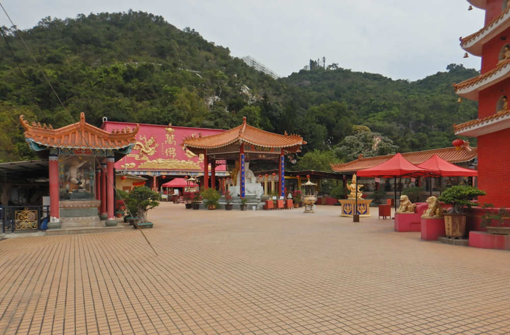 Ten Thousand Buddhas Monastery (Man Fat Tsz) photo4