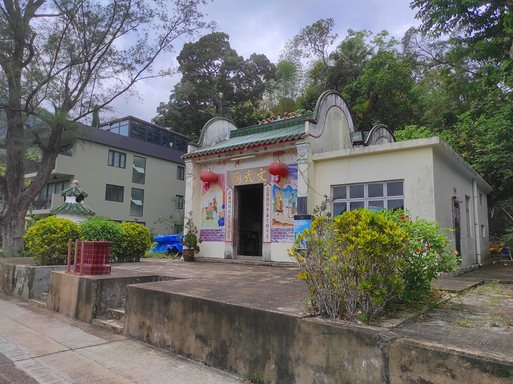 Mui Wo Man Mo Temple photo2