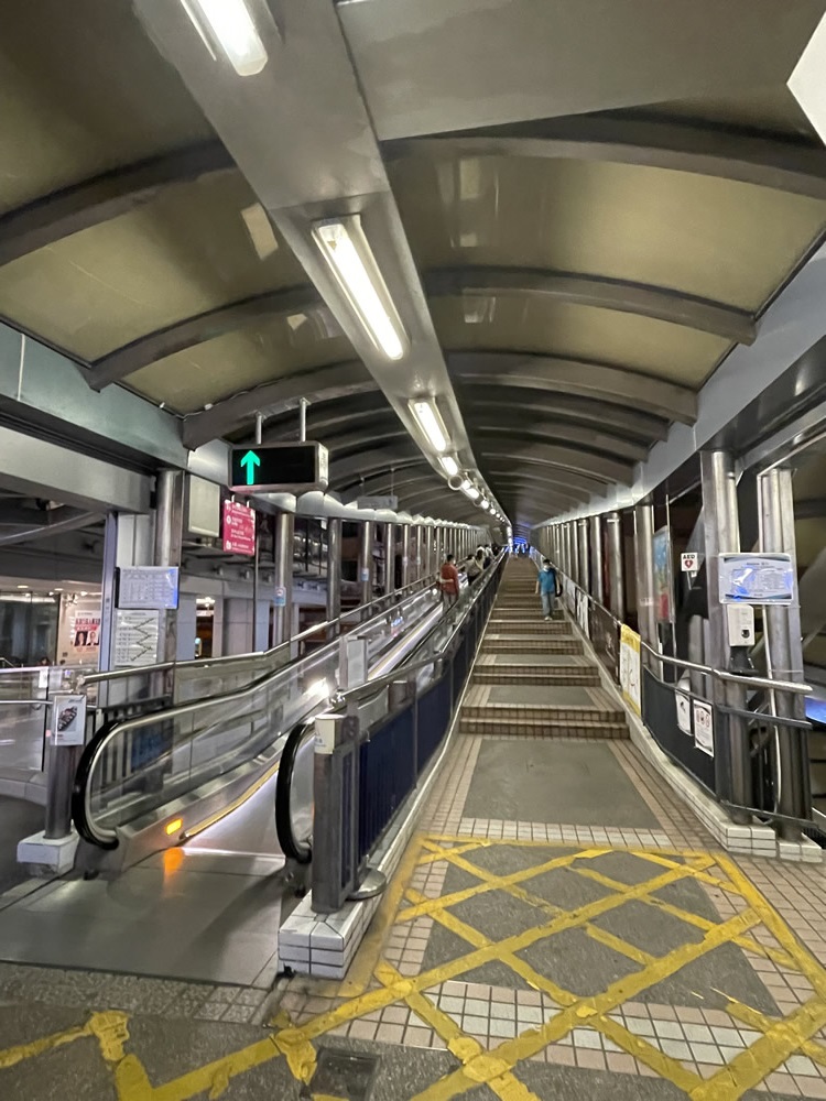 Central to Mid-Levels Escalator and Walkway System photo2