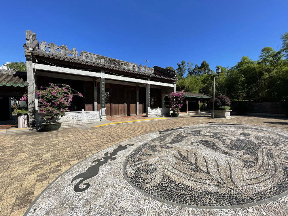 Lingnan Garden in Lai Chi Kok Park photo2