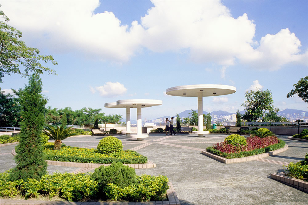 Lung Cheung Road Lookout photo