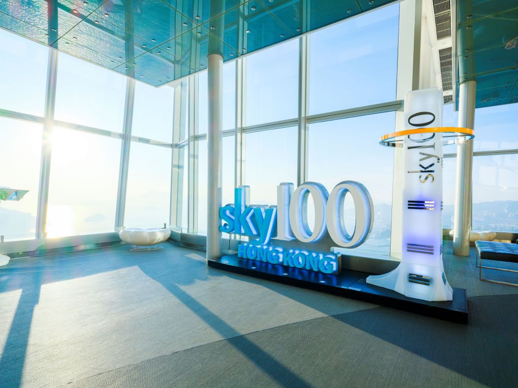 sky100 Hong Kong Observation Deck photo2