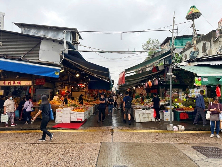 Yau Ma Tei Wholesale Fruit Market photo2