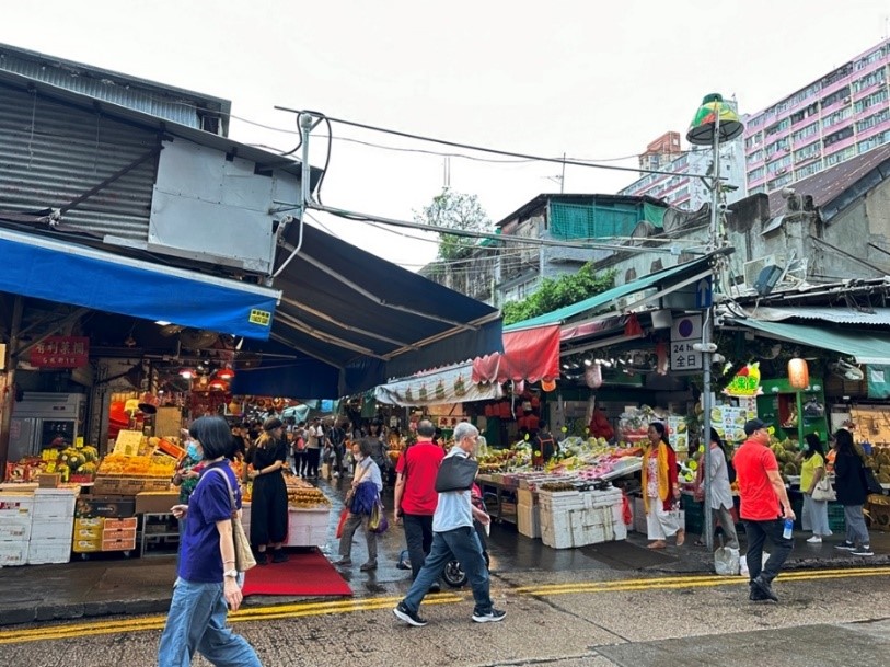 Yau Ma Tei Wholesale Fruit Market photo4