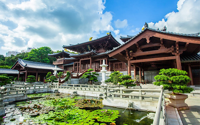 Chi Lin Nunnery & Nan Lian Garden