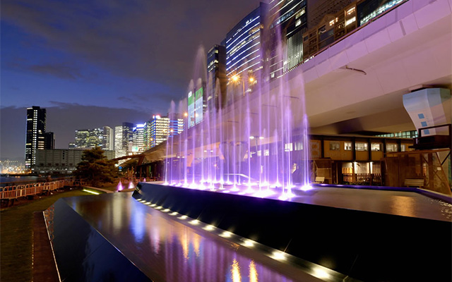 Kwun Tong Promenade and Music Fountains