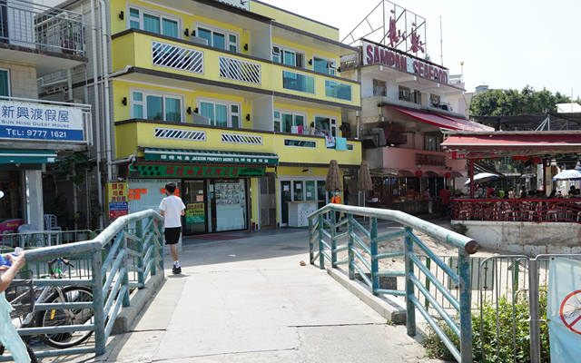 Yung Shue Wan Main Street